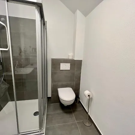 Lili-ps5-terrace-view-bright-kitchen-2xbedroom Offenbach am Main