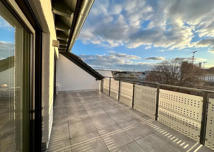 Apartment Lili-ps5-terrace-view-bright-kitchen-2xbedroom Offenbach am Main